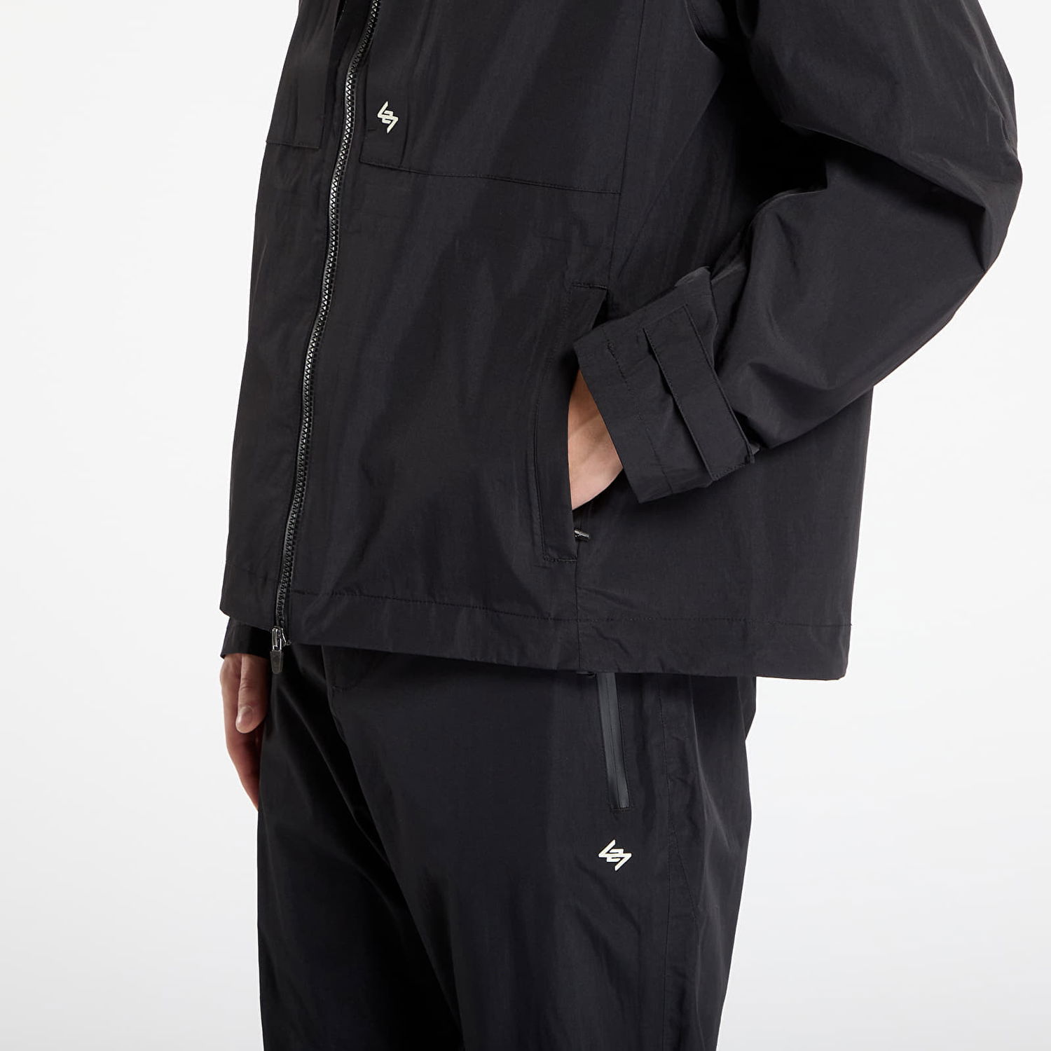 Vindjakke Represent Clo 247 Taped Hooded Jacket Sort | 247M100008-01, 1