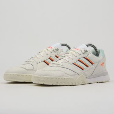 Sneakers og sko adidas Originals A.R. Trainer Hvid | D98157, 0