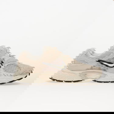 Sneakers og sko Nike V5 Rnr EUR 42 Beige | II6294-100, 2