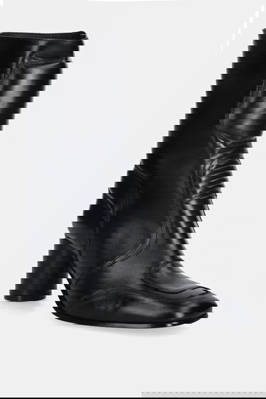 Sneakers og sko Maison Margiela MM6 Maison Margiela Leather Square Toe Heeled Ankle Boots with Padded Panel Sort | S66WU0136.P3350.T8013, 0