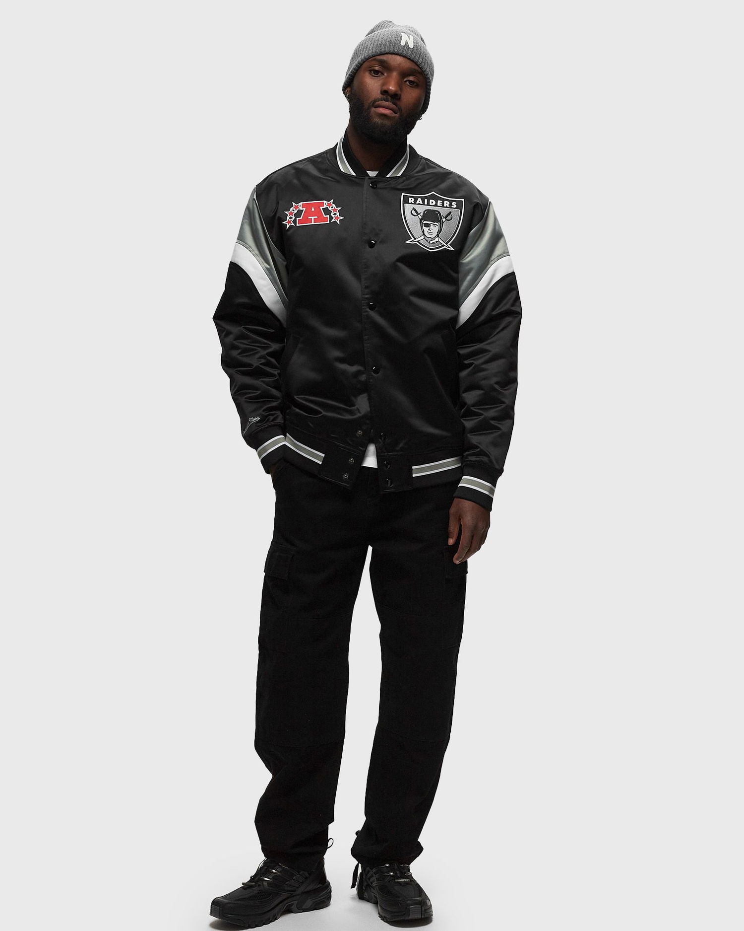 Bomberjakke Mitchell & Ness NFL HEAVYWEIGHT SATIN JACKET LAS VEGAS RAIDERS Sort | OJBF5516-ORAYYPPPBLCK, 1