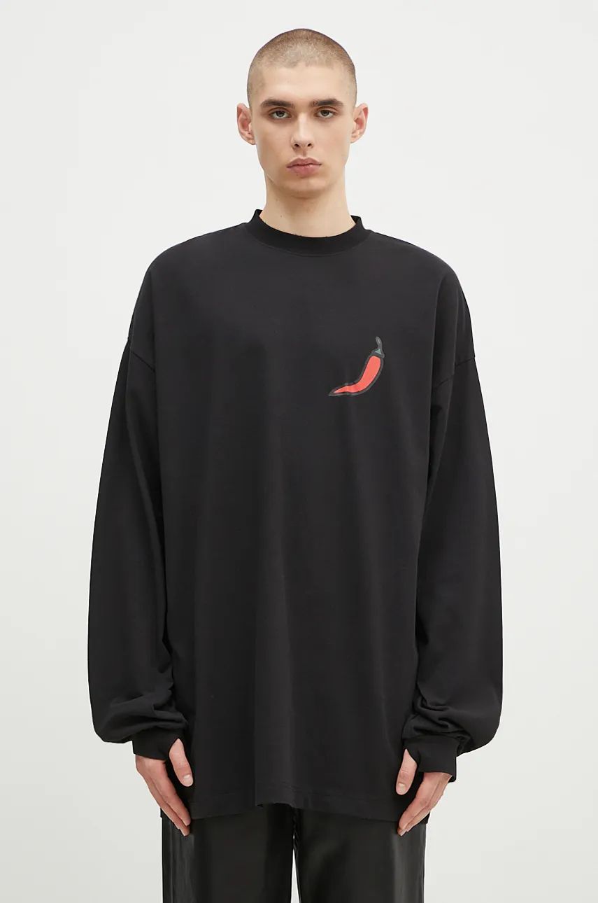 T-shirt 032C Office Fruit Oversized Longsleeve T-shirt Sort | F24.URC.0271.050, 0