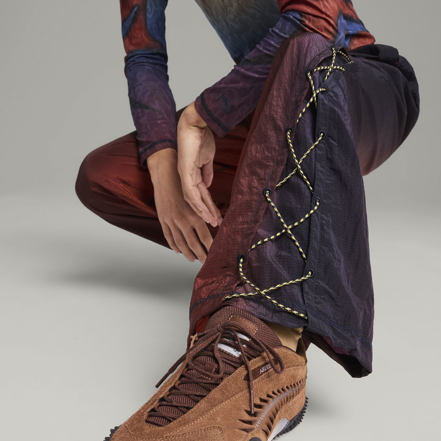Joggingbukser Puma ARIES Collaboration Loose Fit Track Pants Rød | 629573_52, 1
