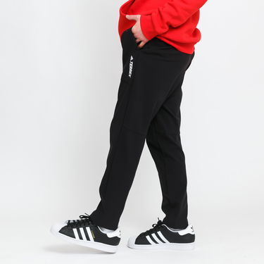 Bukser og jeans adidas Performance MT Pant Black Sort | GM4771, 1