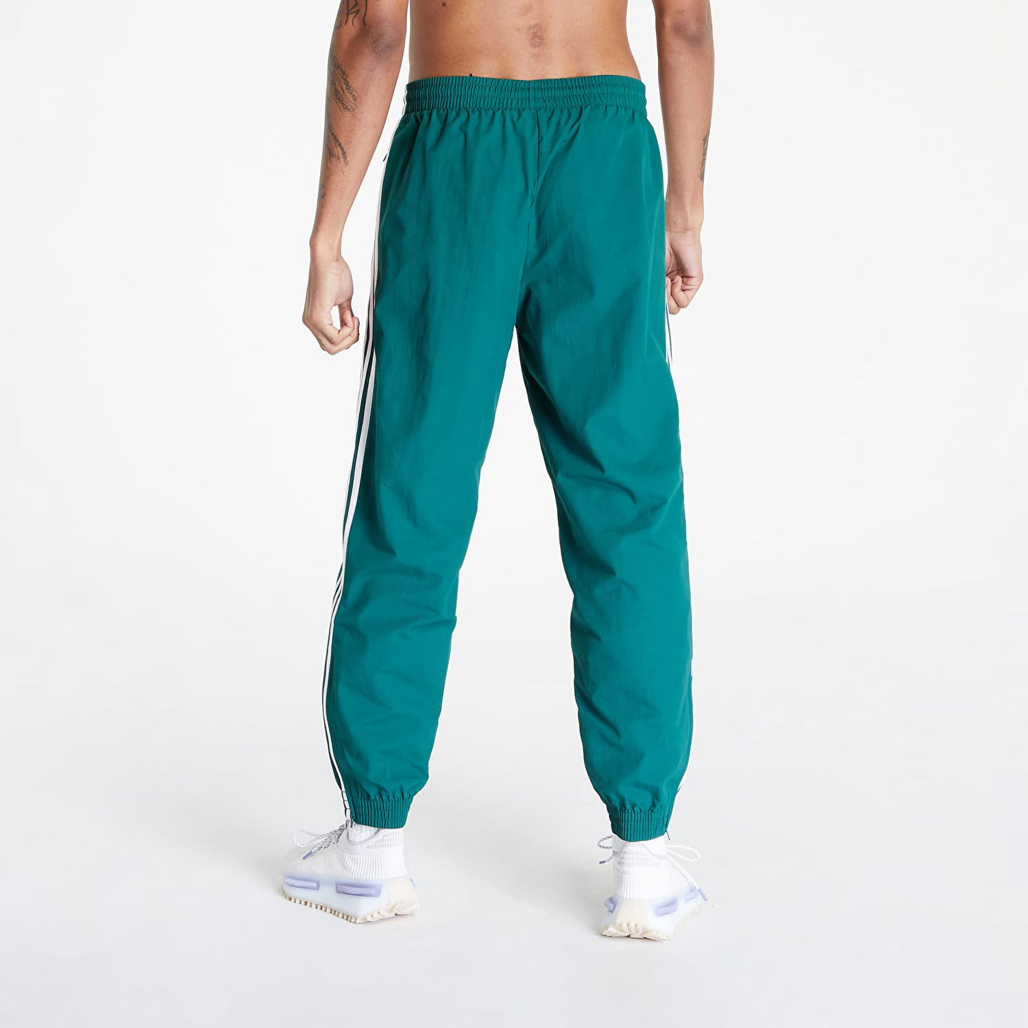 Bukser og jeans adidas Originals adidas Woven Fbird Track Grøn | IT2497, 1