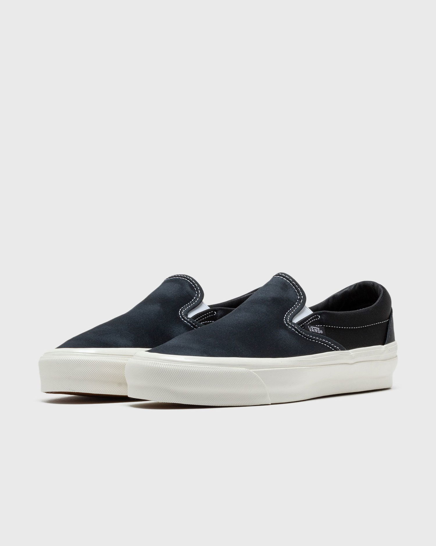 Sneakers og sko Vans LX Slip-On Reissue 98 SATN Sort | VN0007PJD6P1, 1