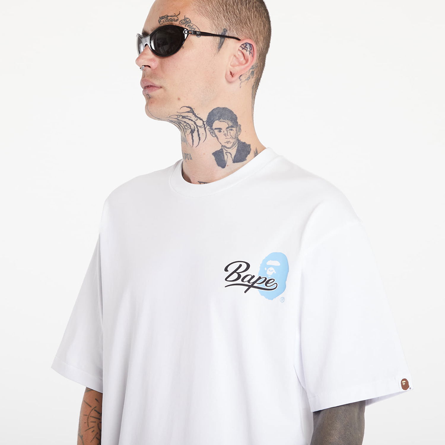 T-shirt BAPE A BATHING APE Cursive College Logo Relaxed Fit Short Sleeve Tee White Hvid | 001TEK801303M WHT, 1