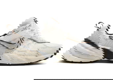 Sneakers og sko Nike V2K Run Summit White Light Orewood Brown (Women's) Beige | FN6703-100, 0