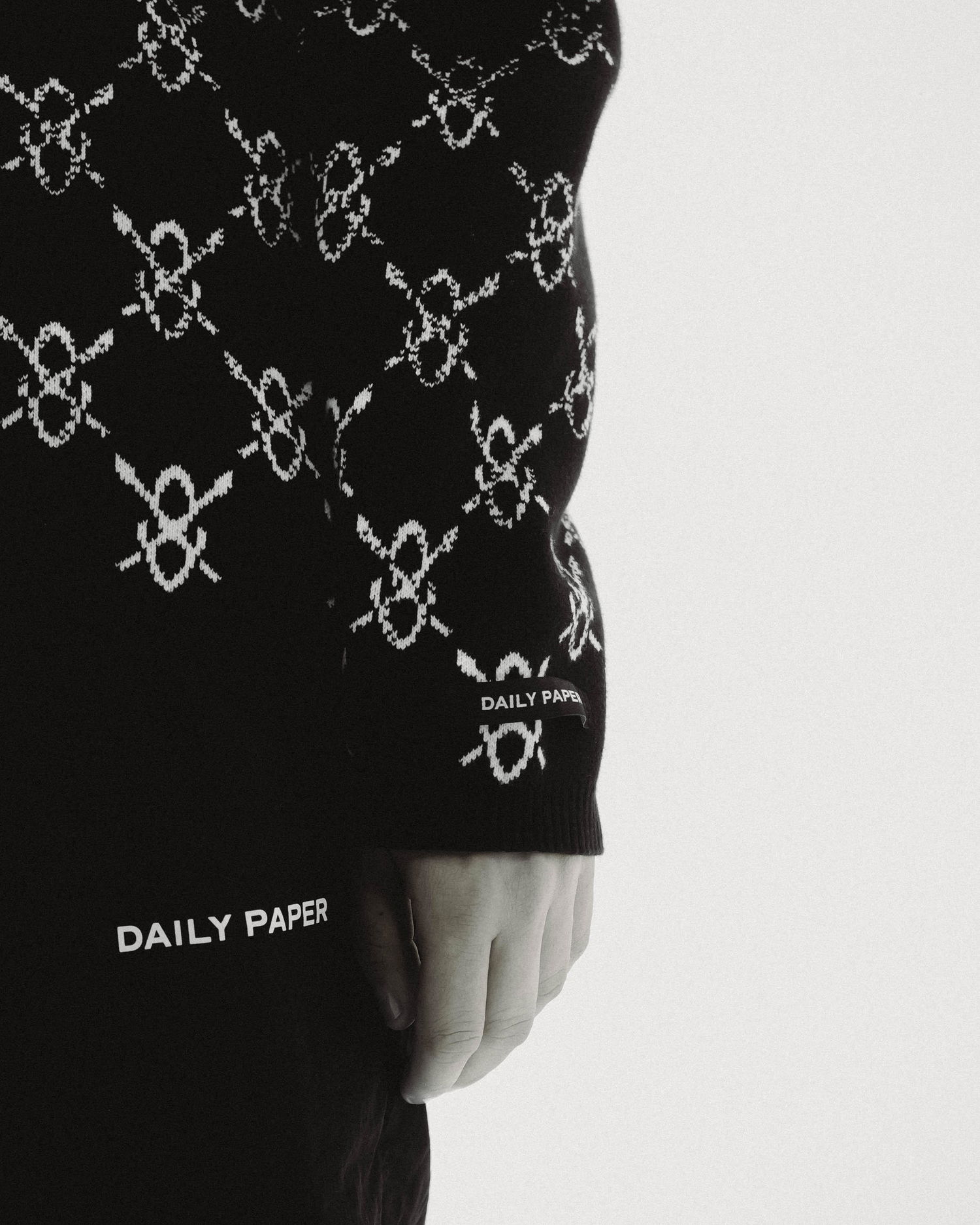 Skjorte DAILY PAPER Kirabo Gradient Knit Shirt Sort | 2411043, 1