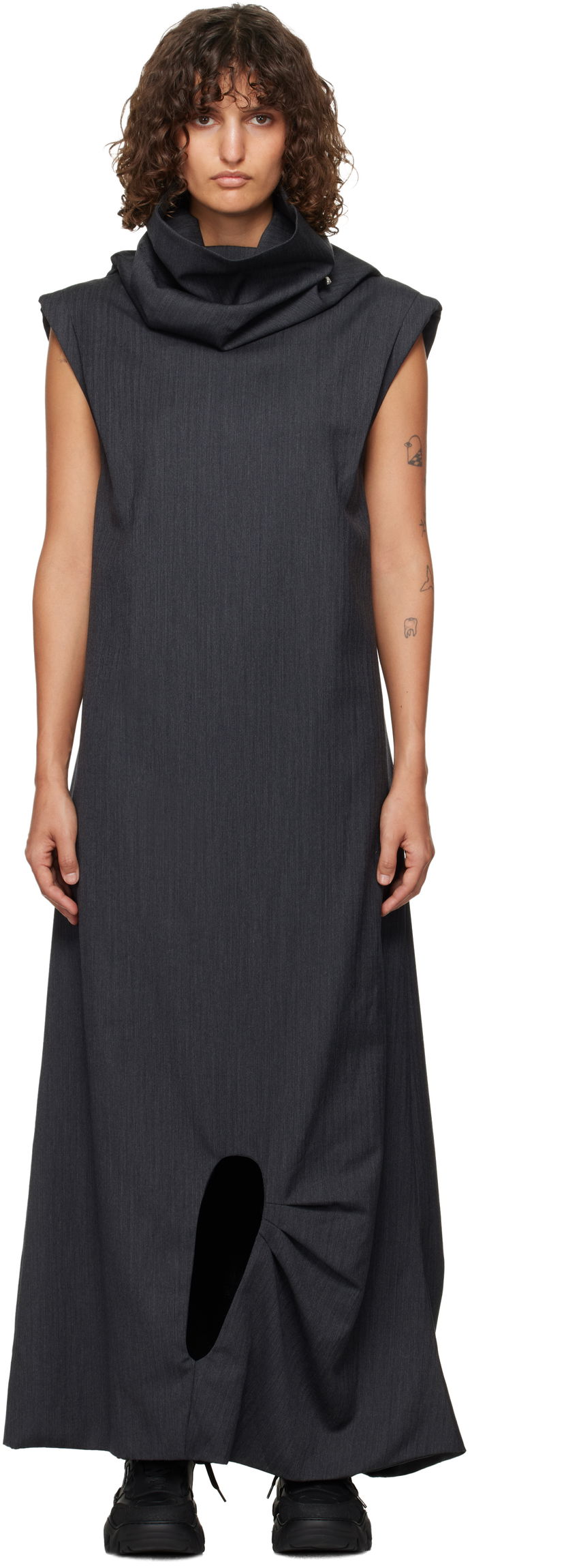 Kjole ADER ERROR Maxi Dress With Cutout Grå | BN01FWDR0101GR