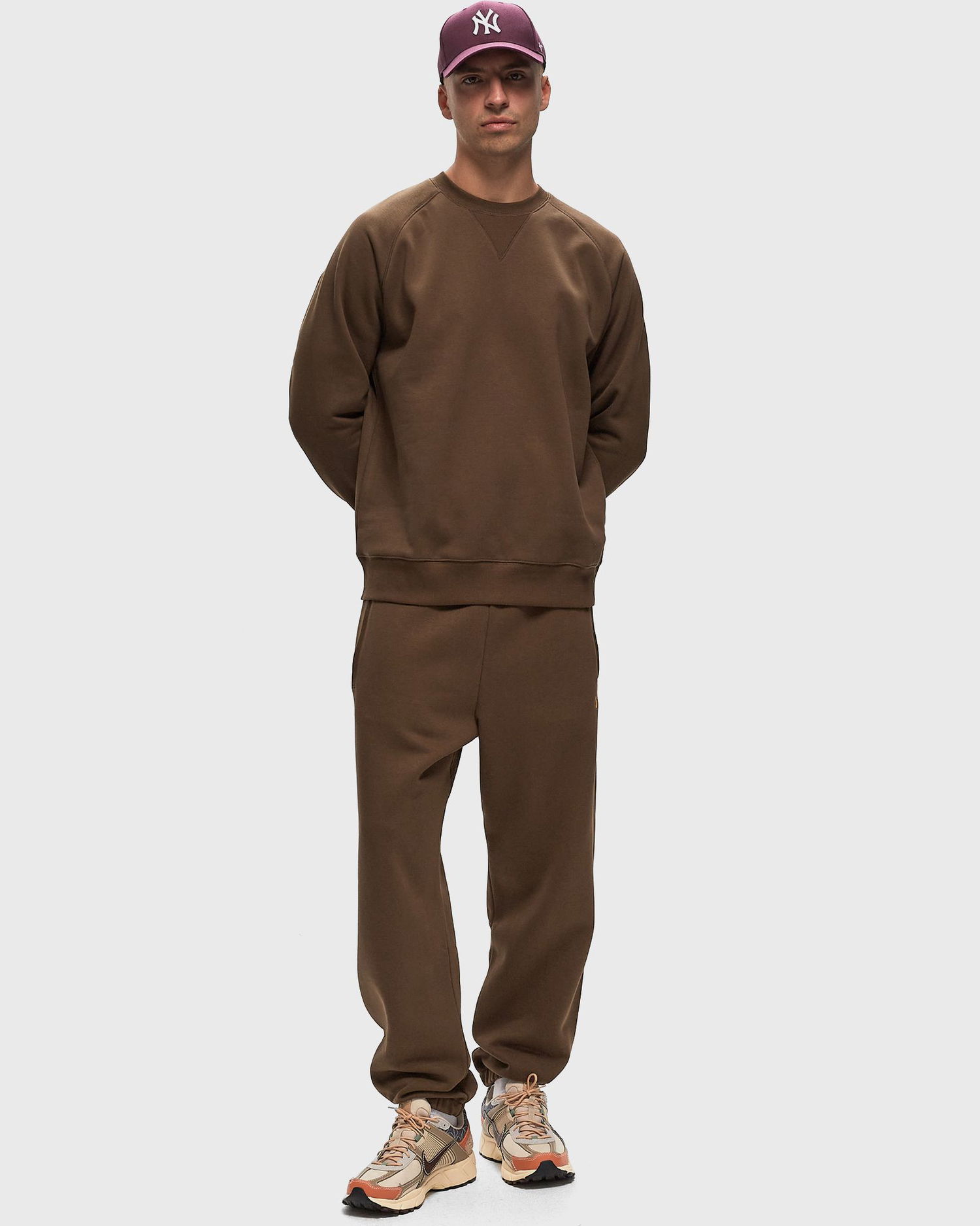 Sweatshirt Carhartt WIP Chase Sweat Brun | I033660-218.XX, 1