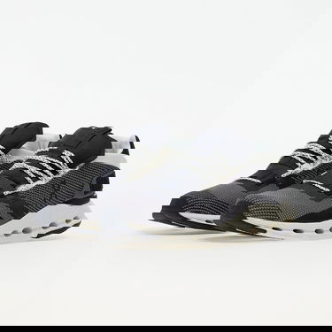 Sneakers og sko On Running M Cloudnova Sort | 26.99265, 4