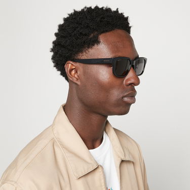 Solbriller Gucci Minimal Logo Acetate Rectangular Sunglasses Sort | GG1583S-001, 1