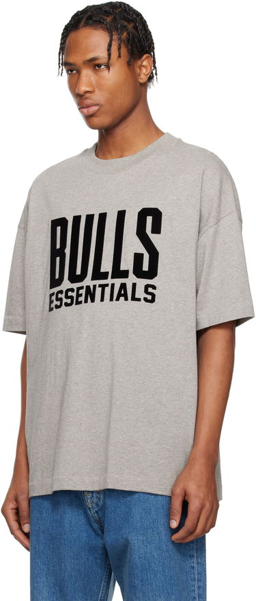 T-shirt Fear of God Fear of God ESSENTIALS NBA Bulls Short Sleeve T-Shirt Grå | 125AL244104F, 3