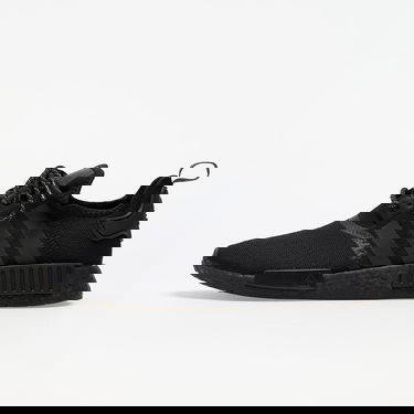 Sneakers og sko adidas Originals Pharrell Williams NMD_R1 Sort | GY4977, 0
