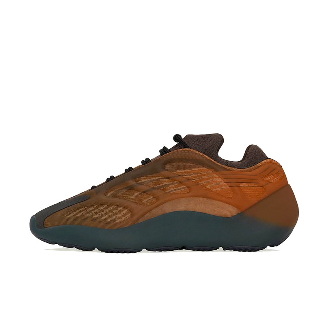 Sneakers og sko adidas Yeezy Yeezy 700 V3 "Copper Fade" Sort | GY4109, 0