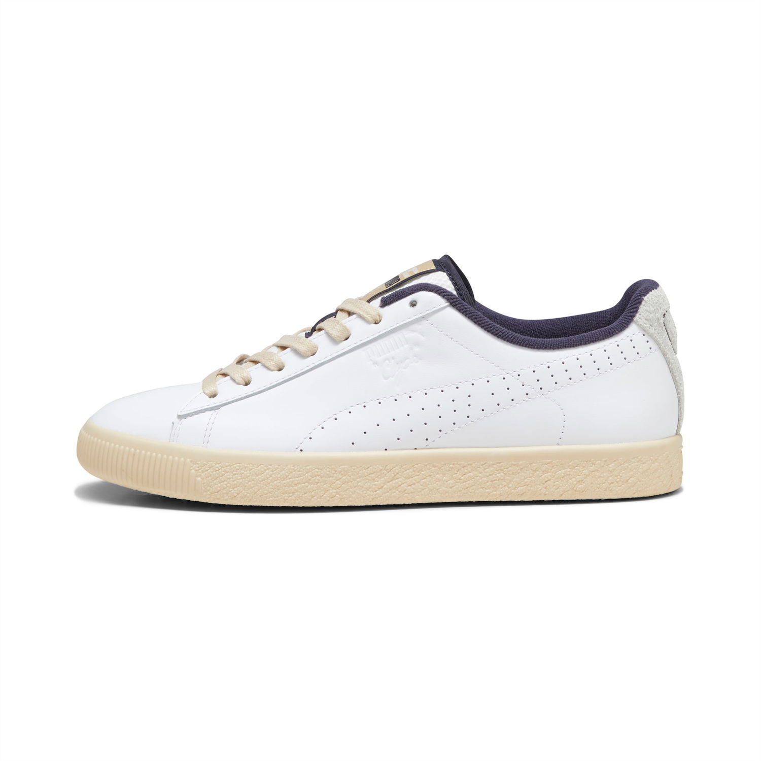 Sneakers og sko Puma Clyde Service Line "White" Hvid | 393088_01, 1