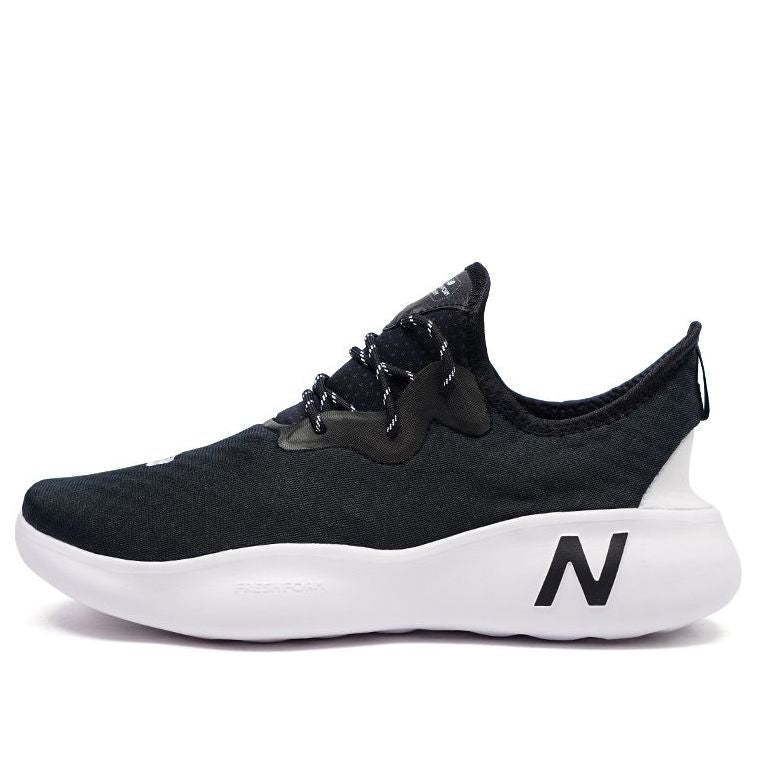 Sneakers og sko New Balance Fresh Foam V3 Sort | RCVRYB3, 0