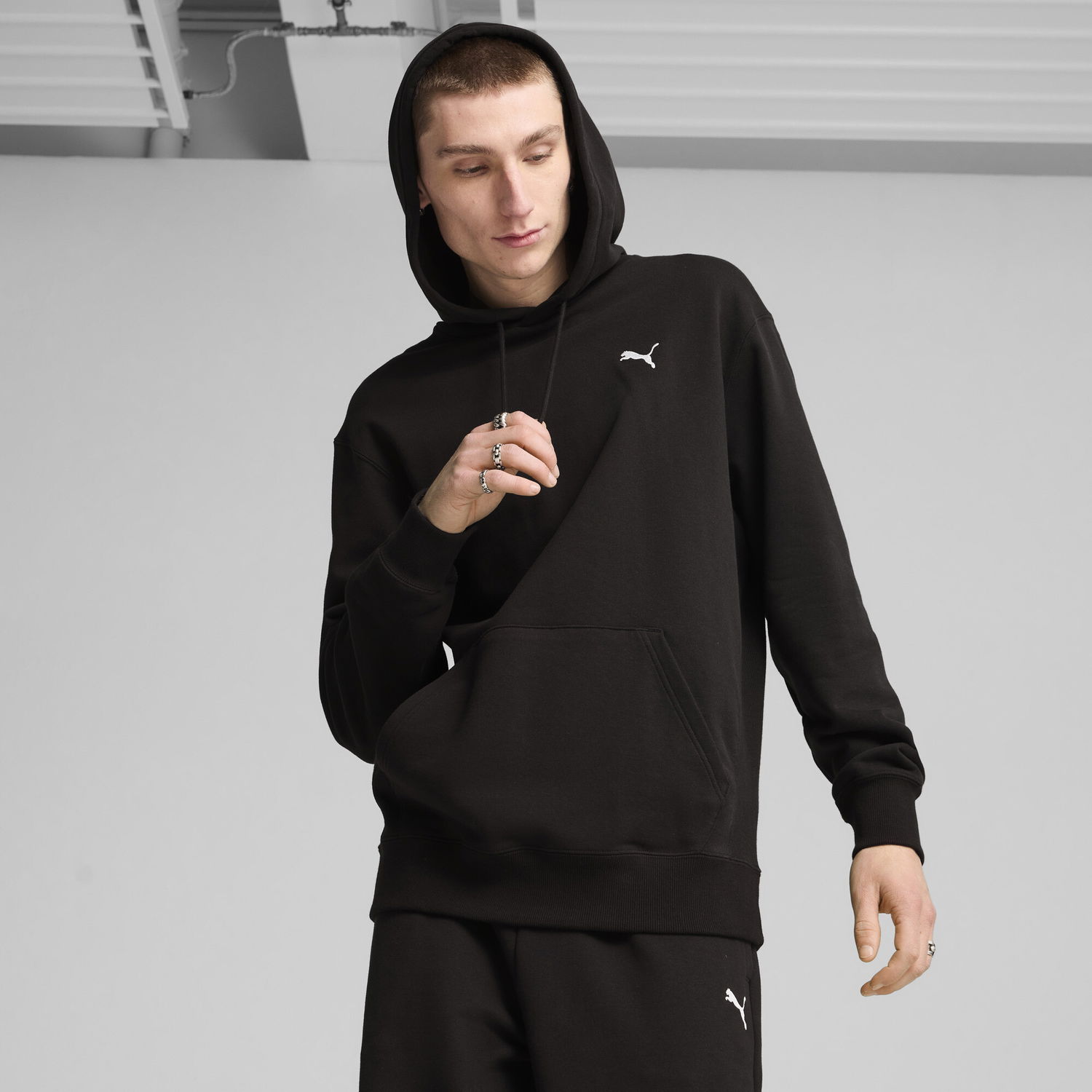 Sweatshirt Puma WARDROBE ESS Hoodie Sort | 629647_01, 0