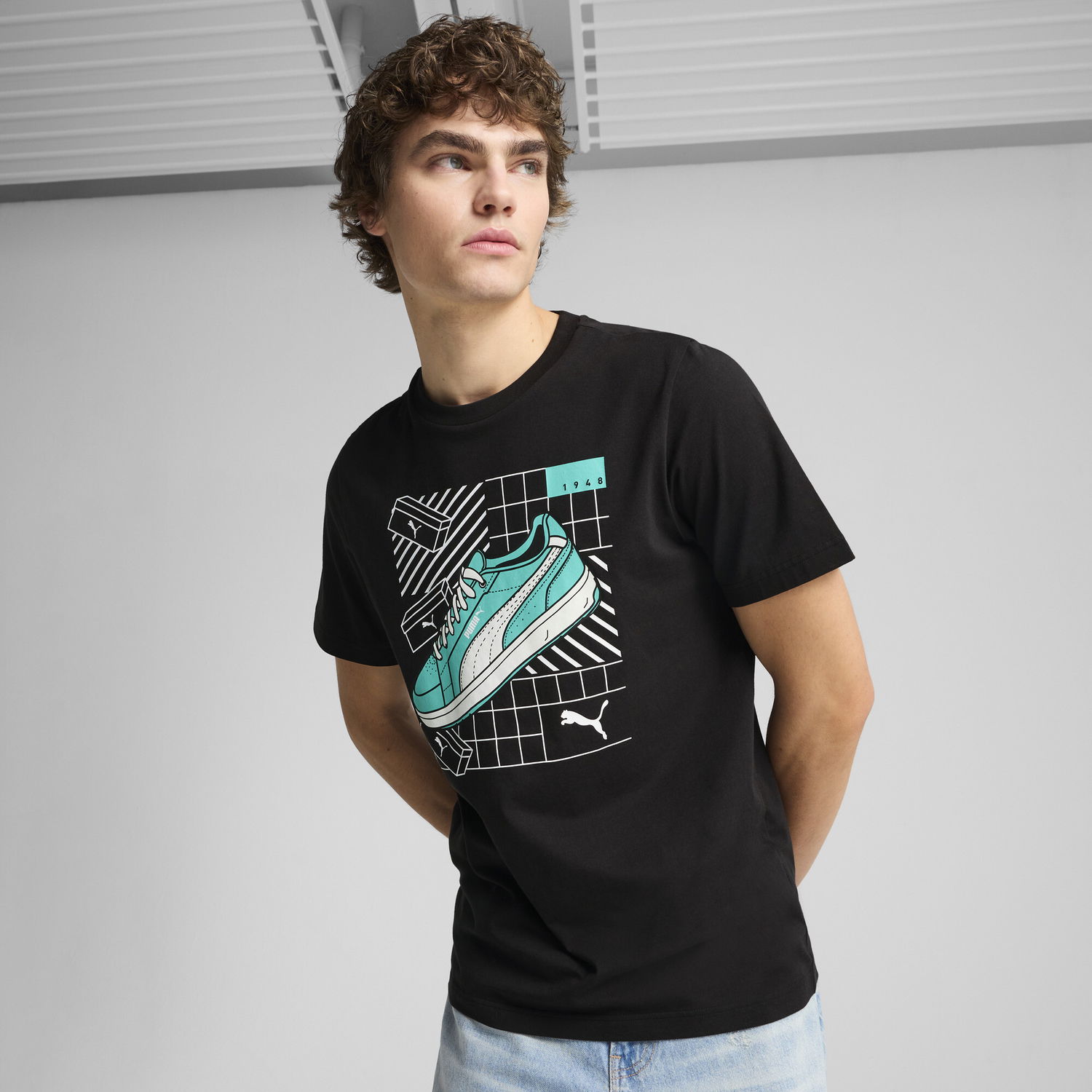 T-shirt Puma Graphics Sneaker Tee Sort | 684830_01, 0