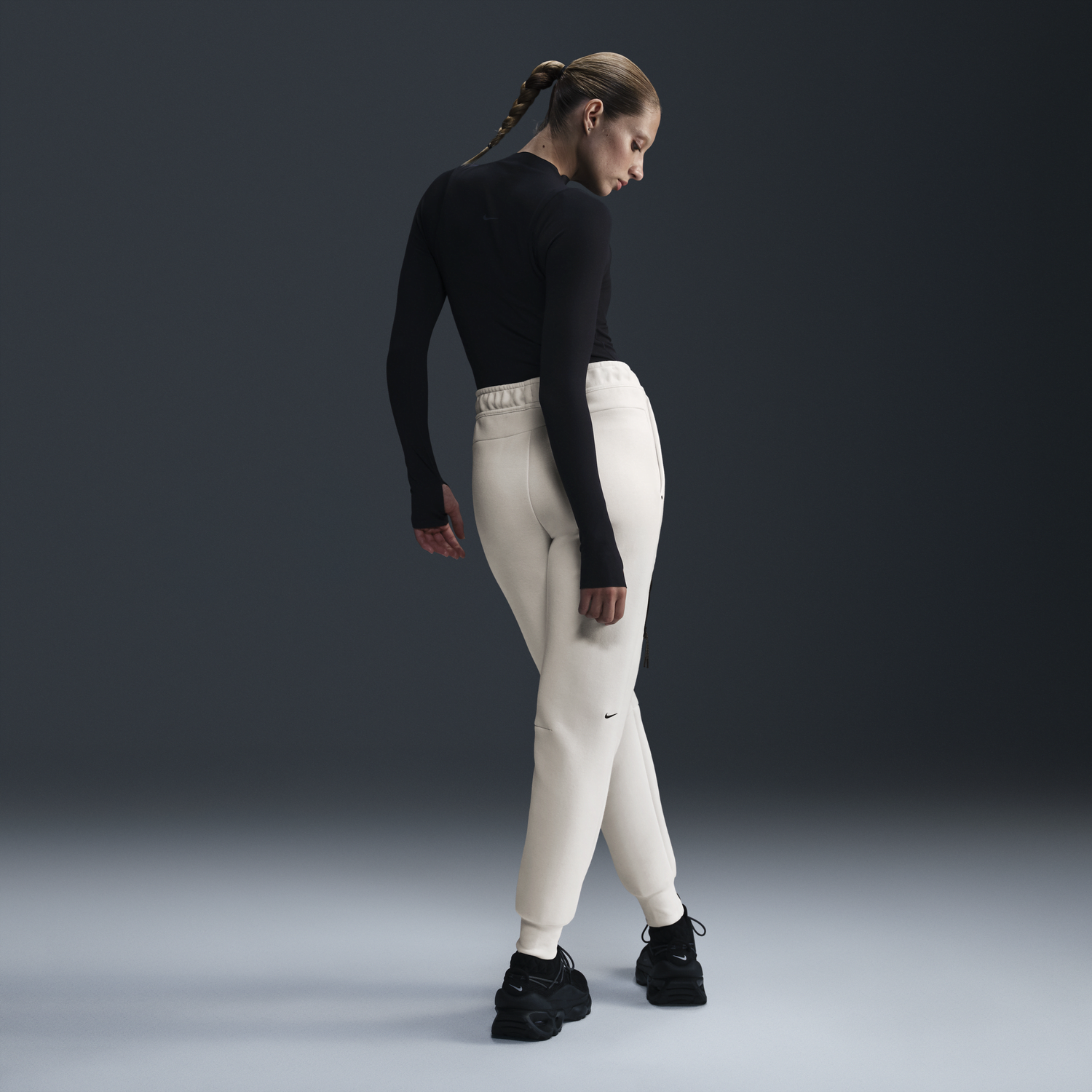 Bukser Nike Tech Fleece Mid Rise Running Trousers Brun | HV6779-110, 1