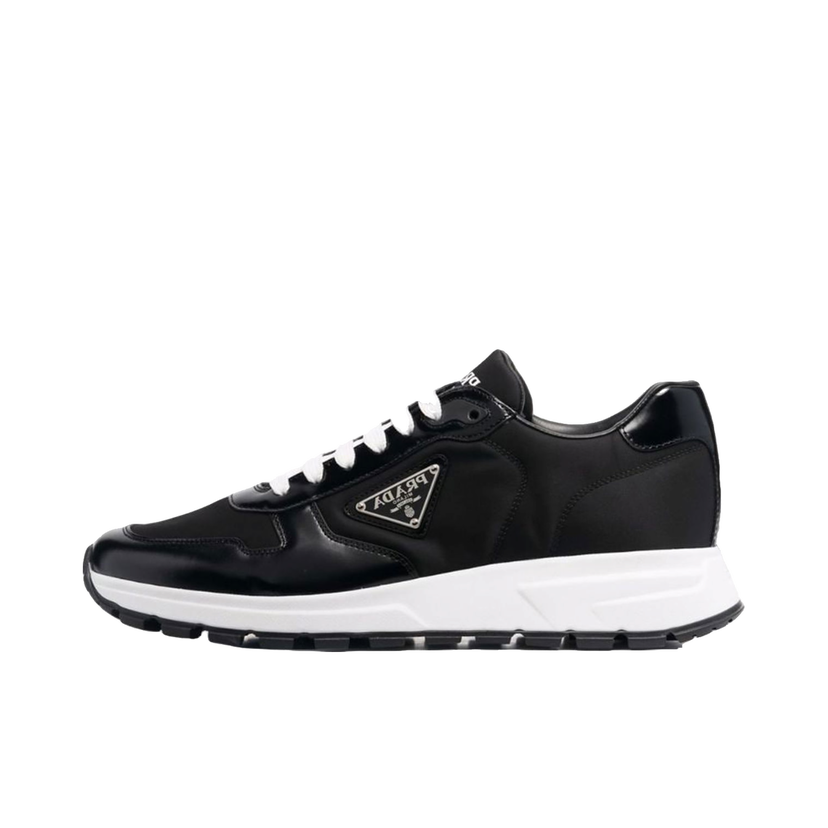 Sneakers og sko Prada PRAX 01 Sneakers Re-Nylon Brushed Leather Black White Sort | 2EE369_3LF5_FG000