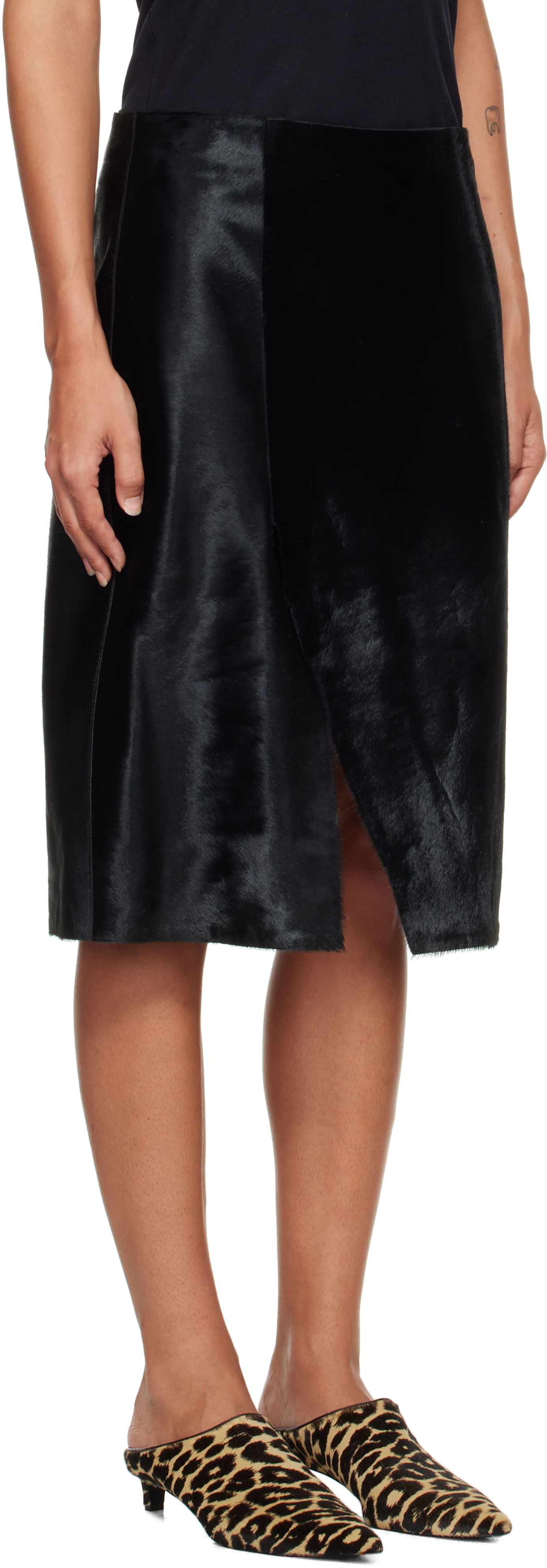Nederdel Loulou de Saison Loulou de Saison Myra Asymmetrical Pony-Effect Leather Midi Skirt Sort | MYRA, 1