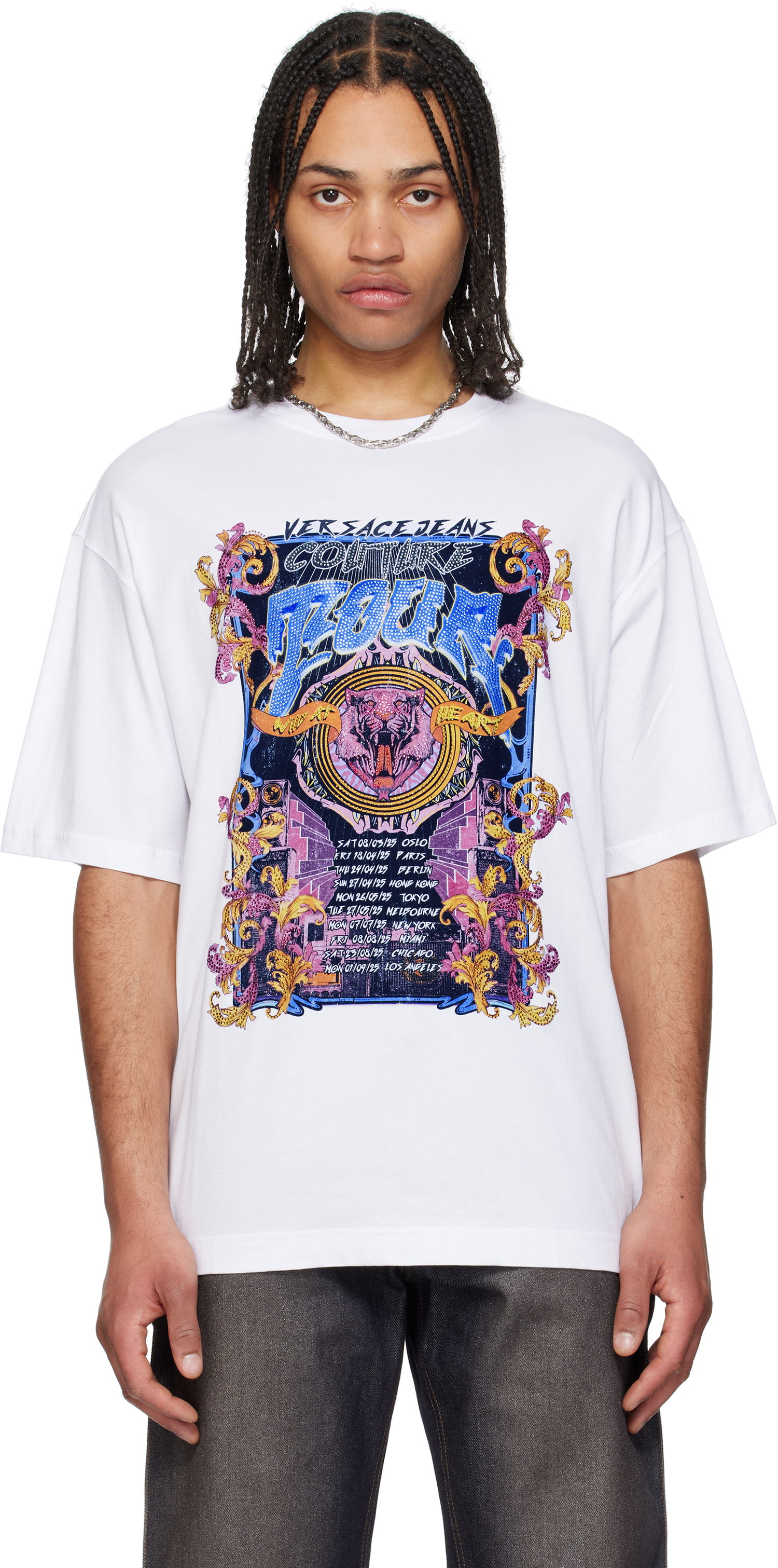 T-shirt Versace Versace Jeans Couture Logo Tour Graphic T-Shirt Hvid | E78GAHC03_ECJ01C, 0