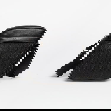 Skuldertaske CALVIN KLEIN Calvin Klein Emblem Aop Emboss Crossover Bag Sort | LV04D3204G UB1, 0