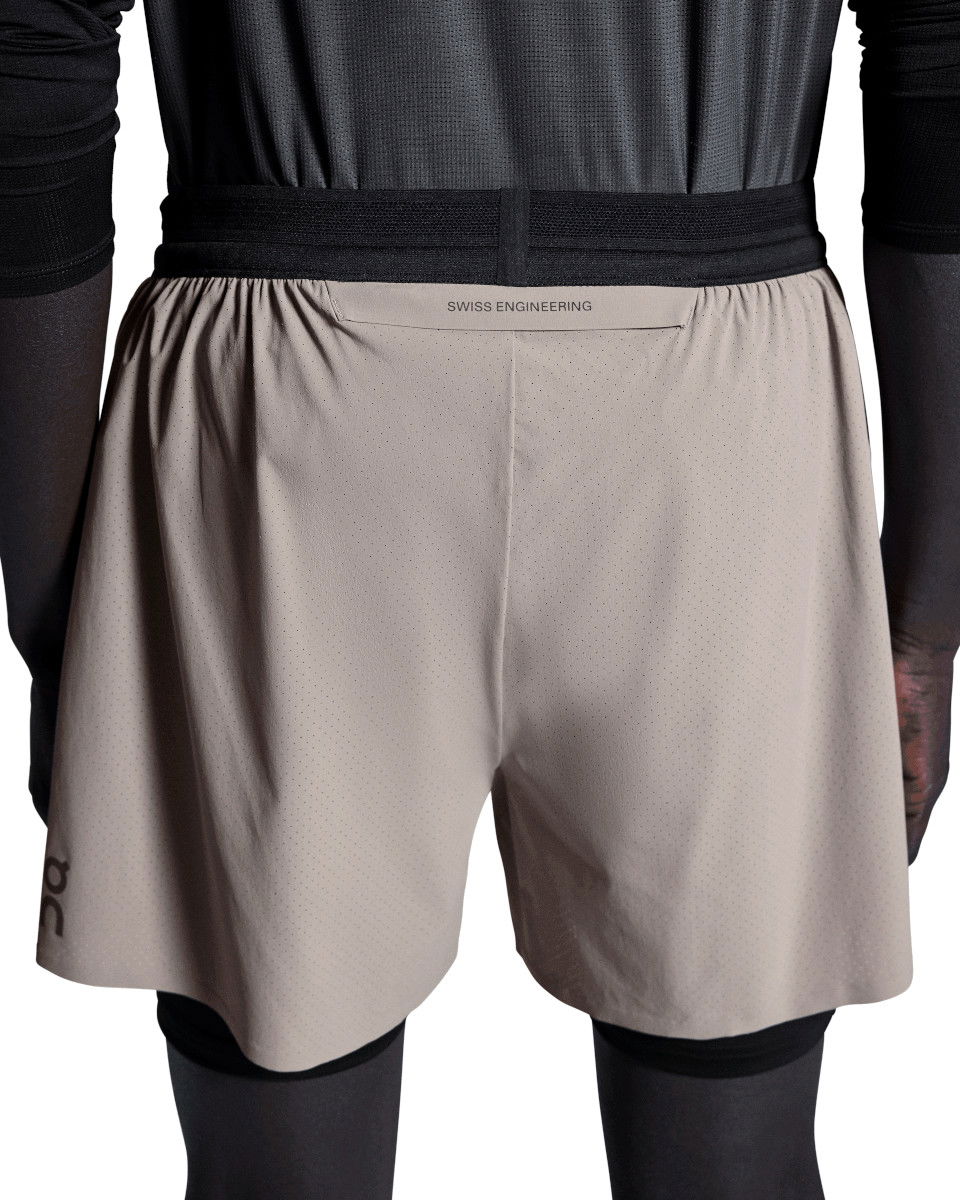 Shorts On Running On Running 5" Performance 2-in-1 Shorts Beige | 1mf10092986, 1