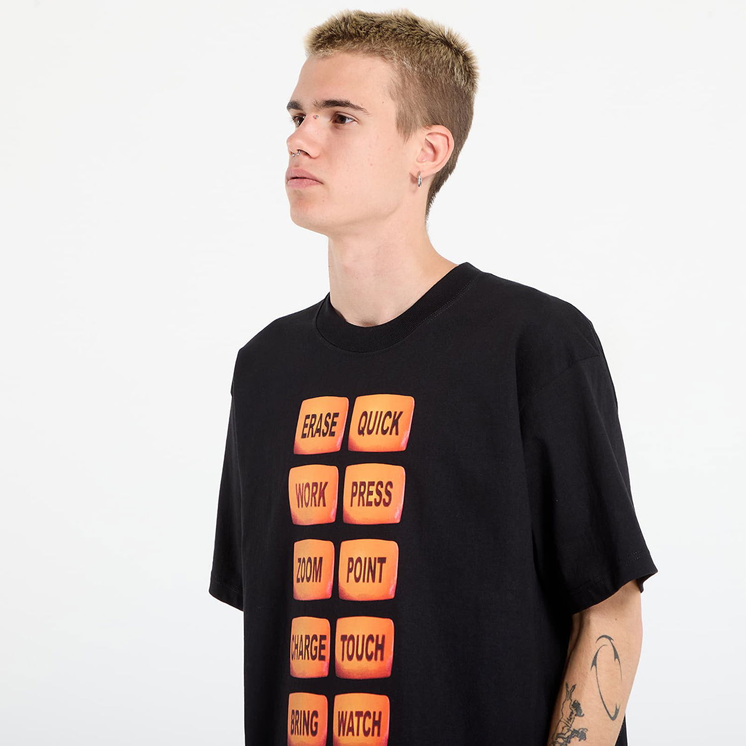 T-shirt Pleasures PLEASURES Technologic T-Shirt Sort | P25DP020-BLACK, 1