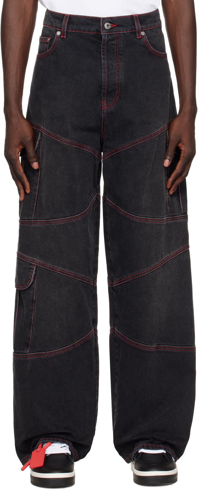 Cargo bukser Off-White Black Straight Jeans With Red Stitching Sort | OMYA188F24DEN0011325