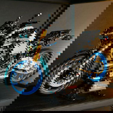 Collectible LEGO Technic 42159 Yamaha MT-10 SP Flerfarvet | 42159LEG, 5