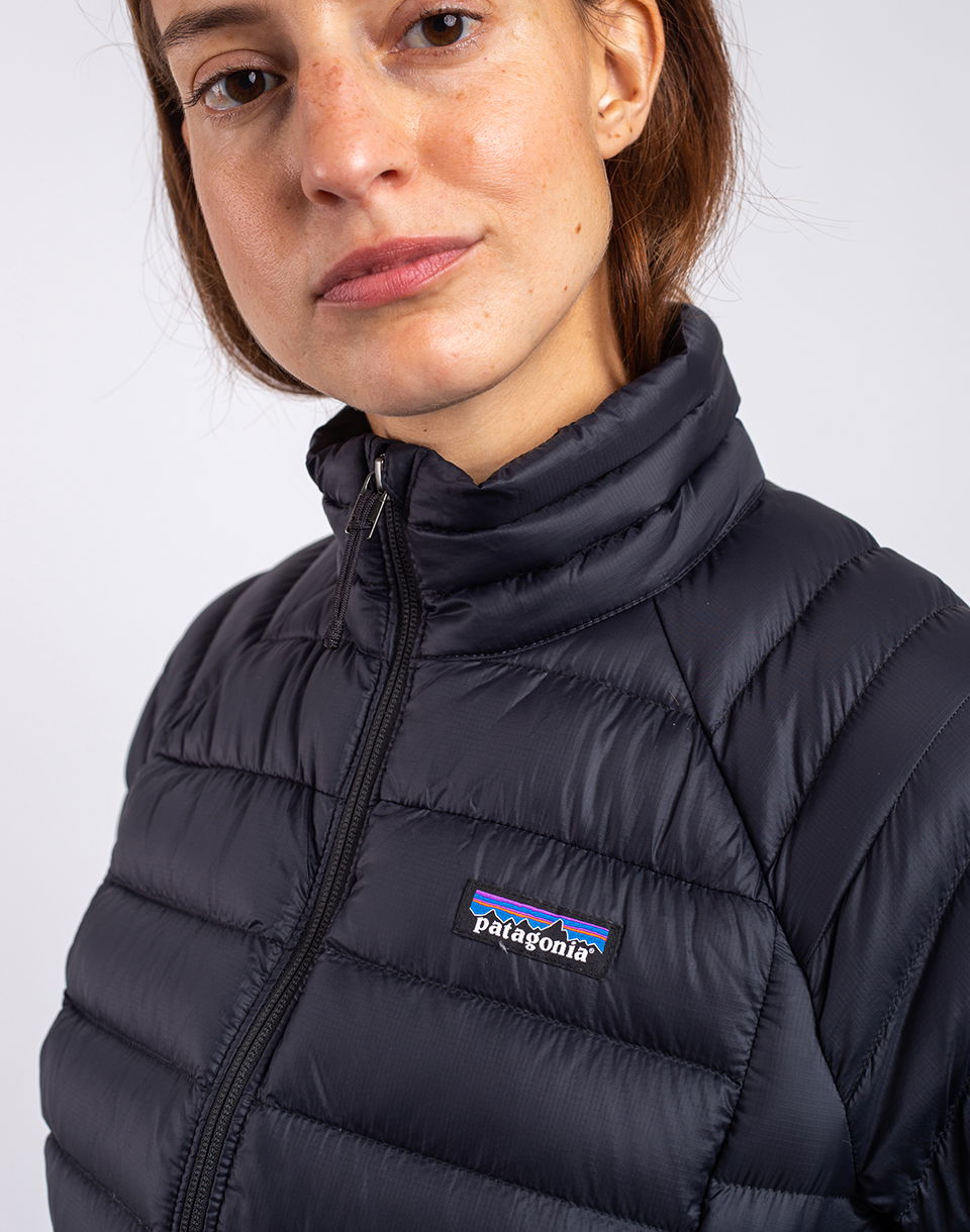 Puffer jakke Patagonia Down Sweater Sort | 84684, 1