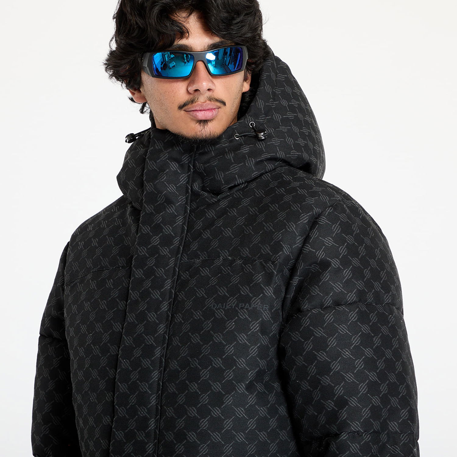 Puffer jakke DAILY PAPER Oba Cotton Monogram Puffer Sort | 2421105, 1