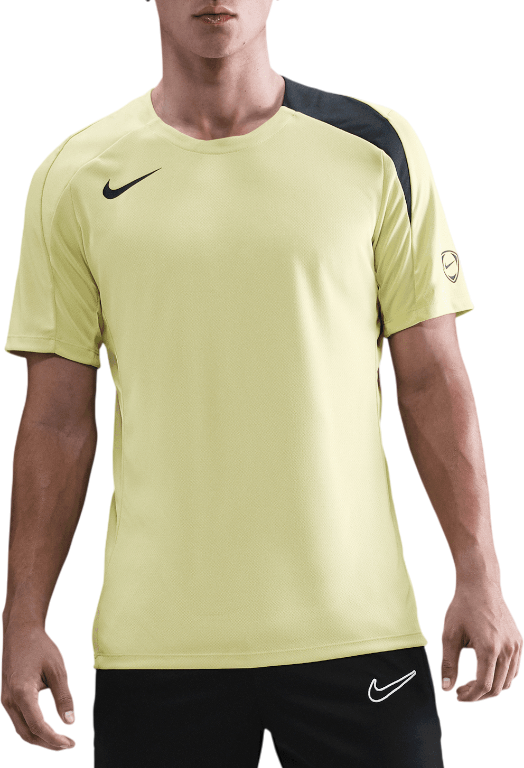 T-shirt Nike Dri-FIT Strike Total 90 Training T-Shirt Gul | hv6400-383