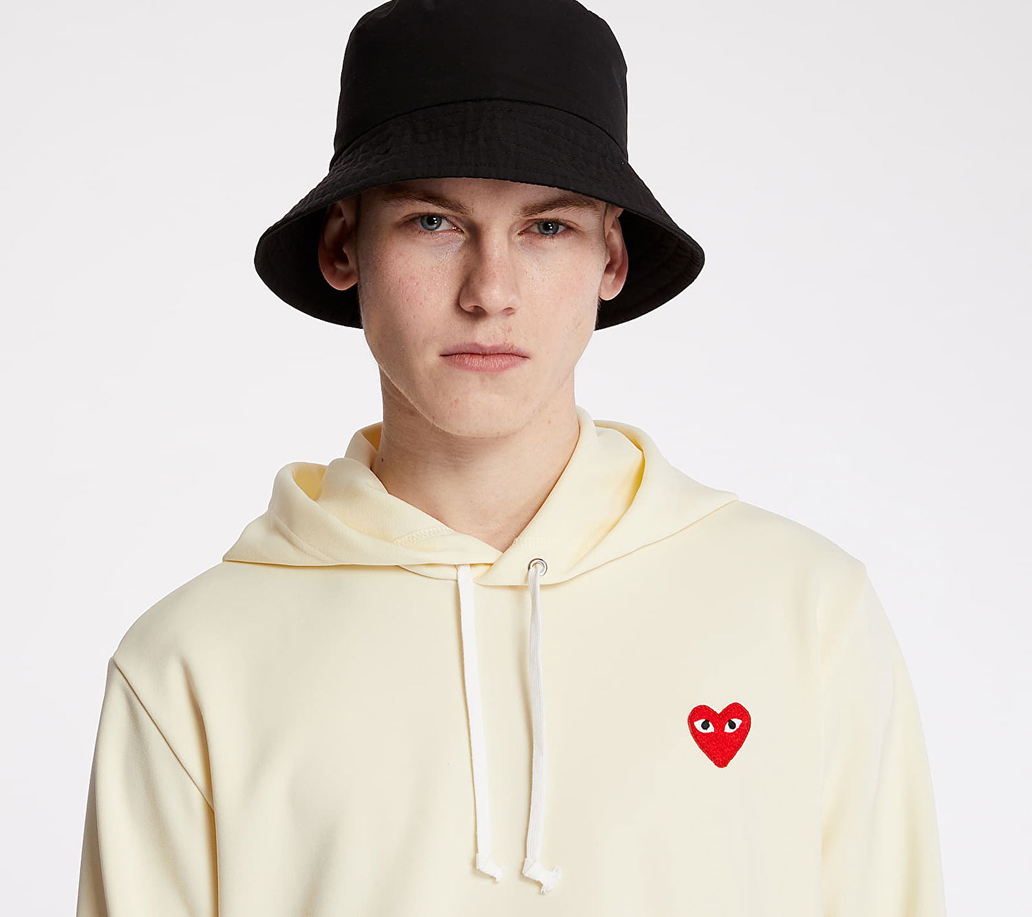 Sweatshirt Comme des Garçons PLAY Hoodie Beige | AZT174 ivory, 1