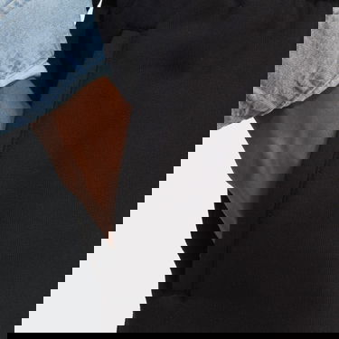 Shorts adidas Originals Premium Essentials Shorts Sort | IB2014, 2