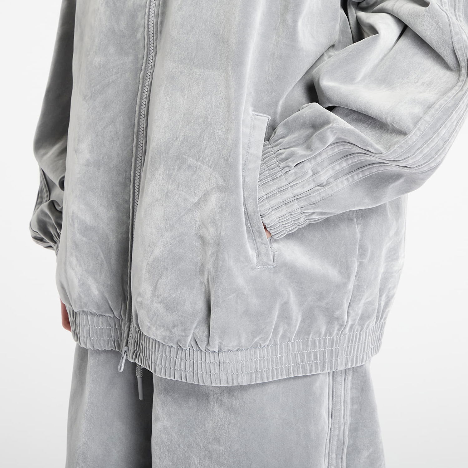 Jakke adidas Originals Brushed Twill Oversized Firebird Track Top M Grå | JW7330, 1