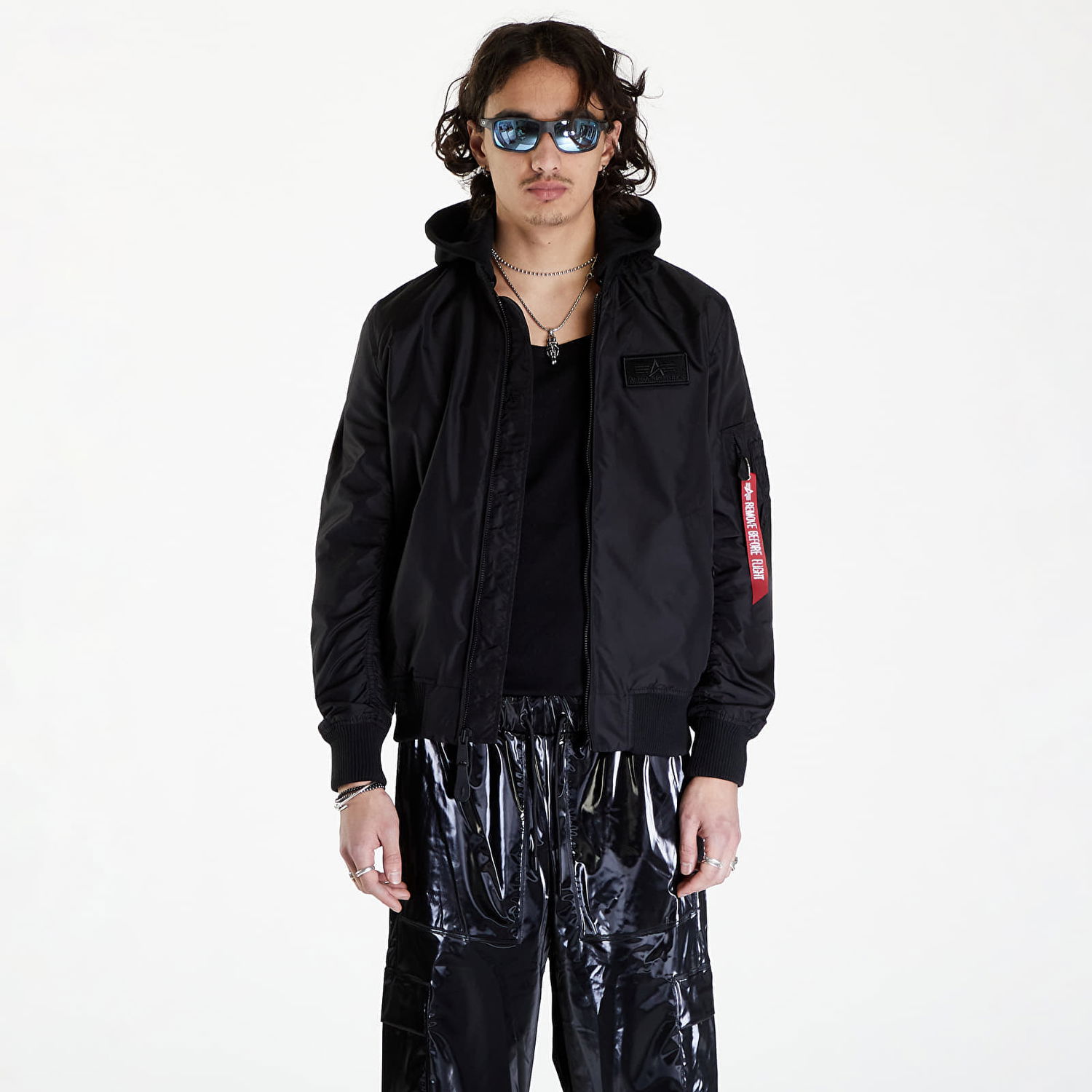 Jakke Alpha Industries MA-1 TT Hood Black/ Black Sort | 196108 515, 0