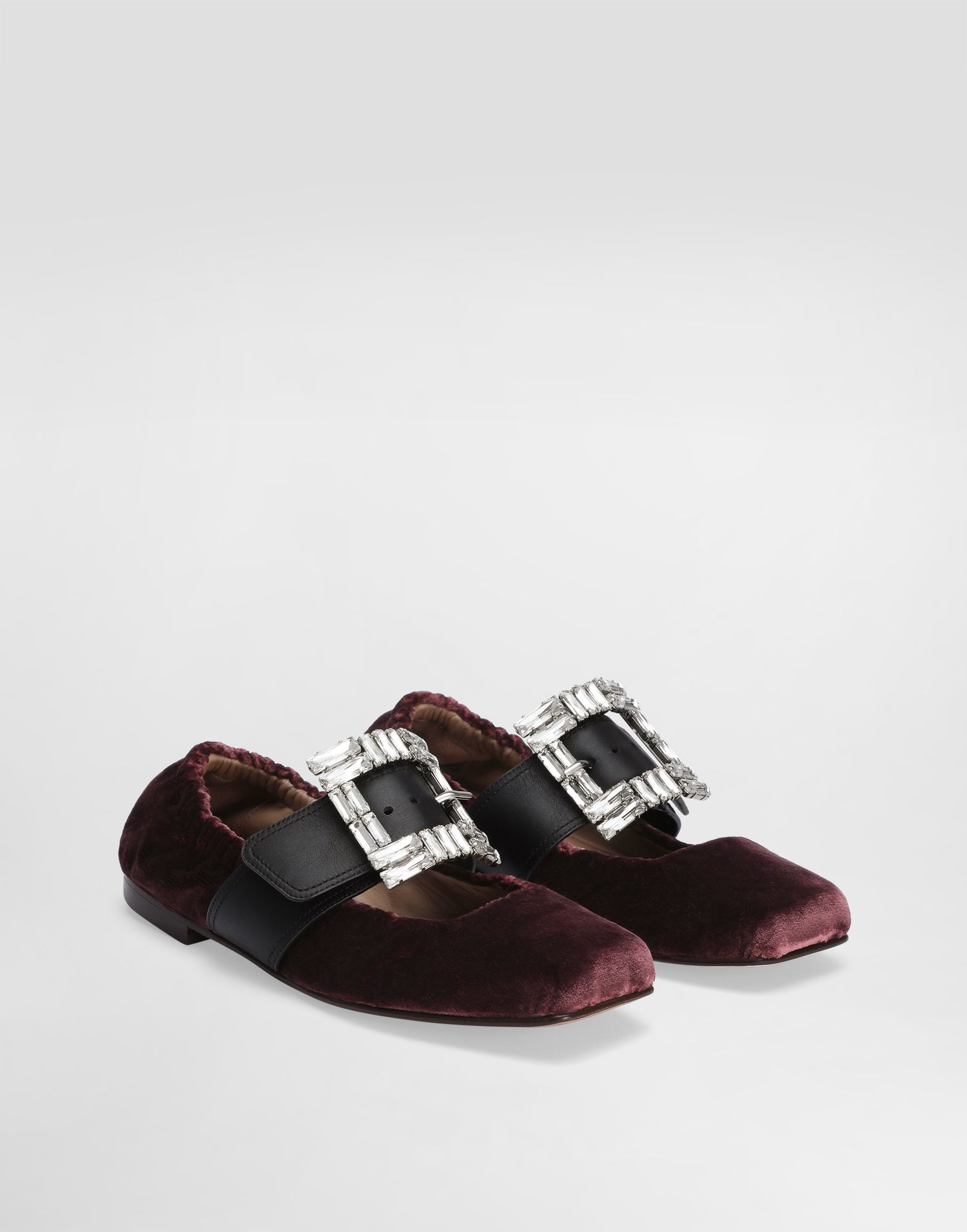 Tilbehør Dolce & Gabbana Dolce & Gabbana Velvet Ballet Flats with Jeweled Buckle Bourgogne | CB0249A65048S702, 1
