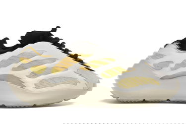 Sneakers og sko adidas Yeezy Yeezy 700 V3 "Safflower" Beige | G54853, 1