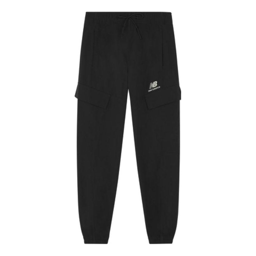 Cargo bukser New Balance Sportswear Oversized Cargo Sweatpants Sort | AMP23311-BK