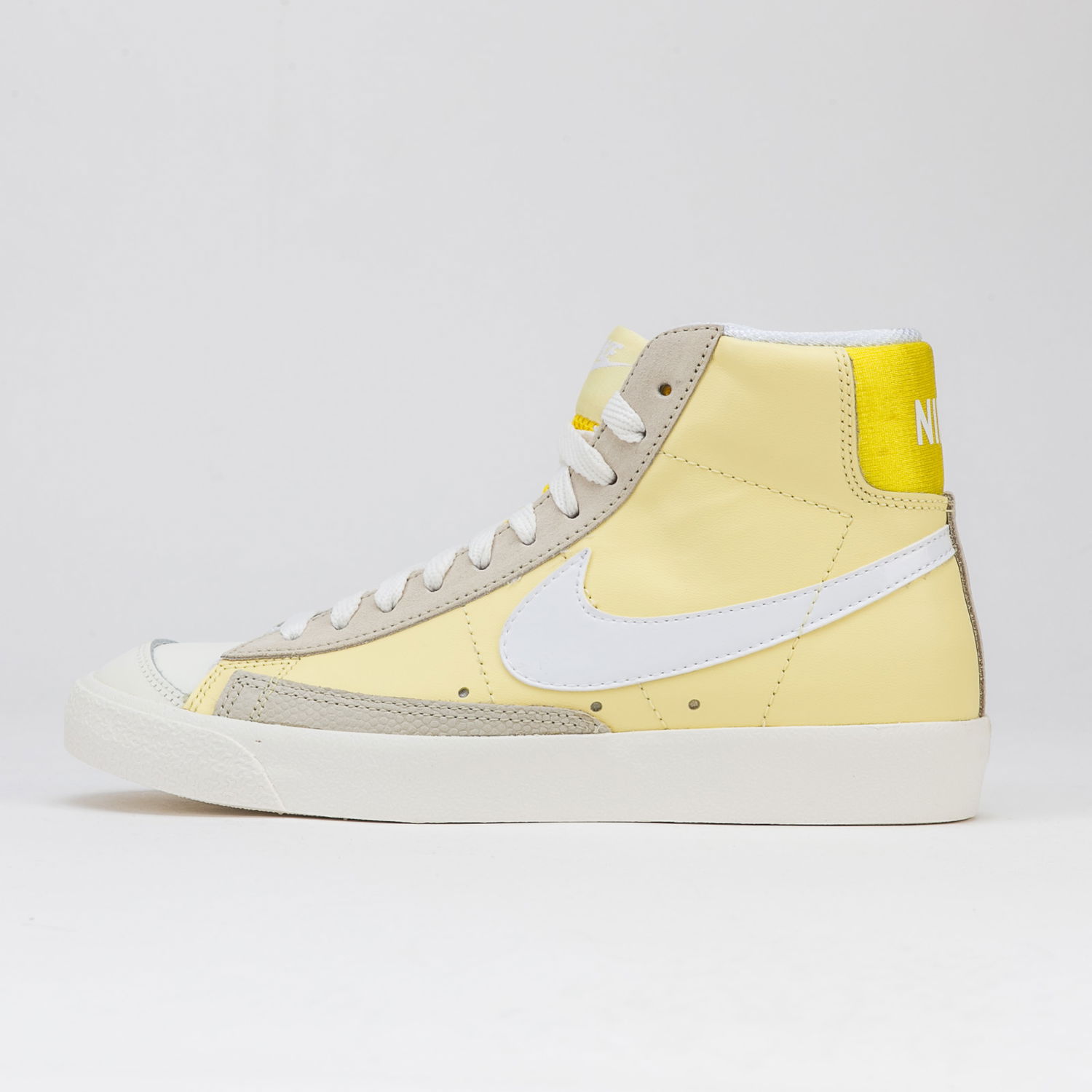 Sneakers og sko Nike Blazer Mid '77 W Gul | CZ0363-700, 0