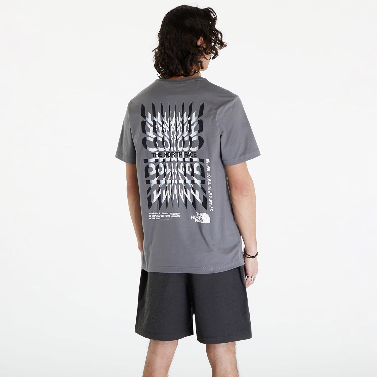 T-shirt The North Face Coordinates Short Sleeve Tee Smoked Pearl Grå | NF0A87ED0UZ1, 1