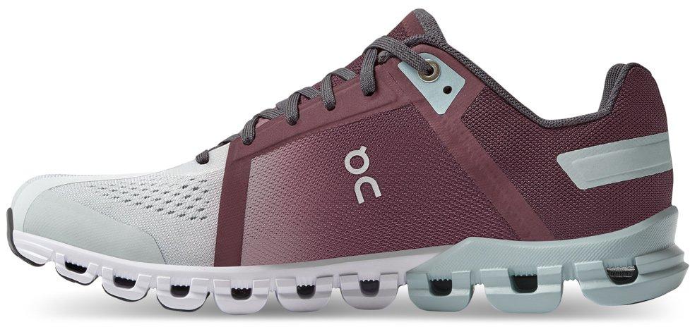 Sneakers og sko On Running Cloudflow W Bourgogne | 35.99231, 1