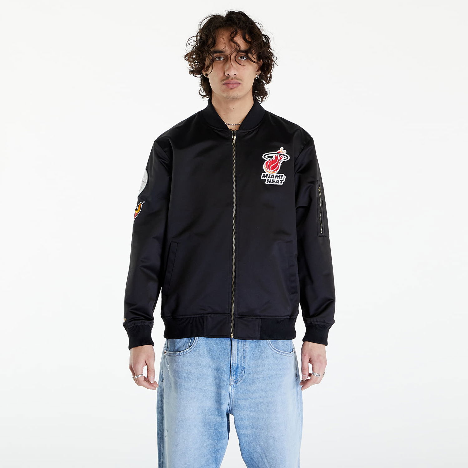 Bomberjakke Mitchell & Ness NBA Lightweight Satin Bomber Vintage Logo Heat Black Sort | SJKT6599-MHEYYPPPBLCK, 0