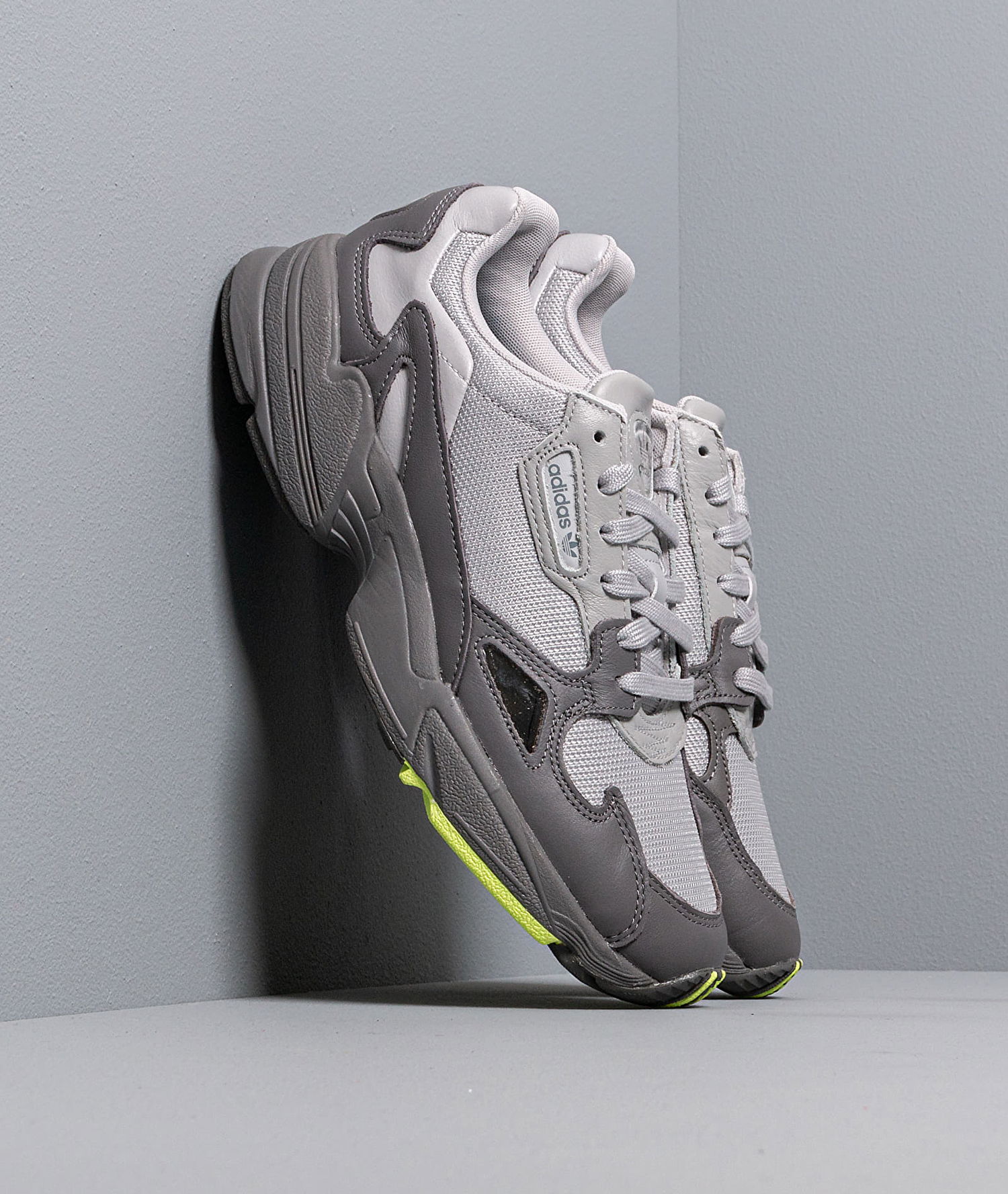 Sneakers og sko adidas Originals Falcon W Grå | EE5115, 0