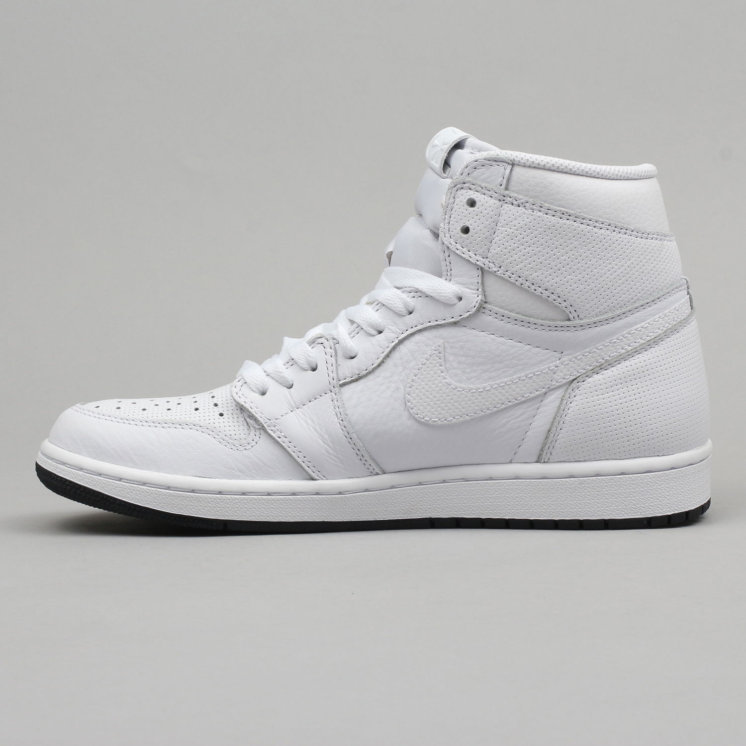 Sneakers og sko Jordan Air Jordan 1 Retro High OG "White Perforated" Hvid | 555088-100, 0