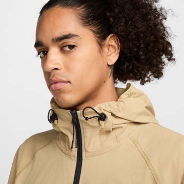Vindjakke Nike Nike Tech Woven Jacket Beige | HM7151-297, 2